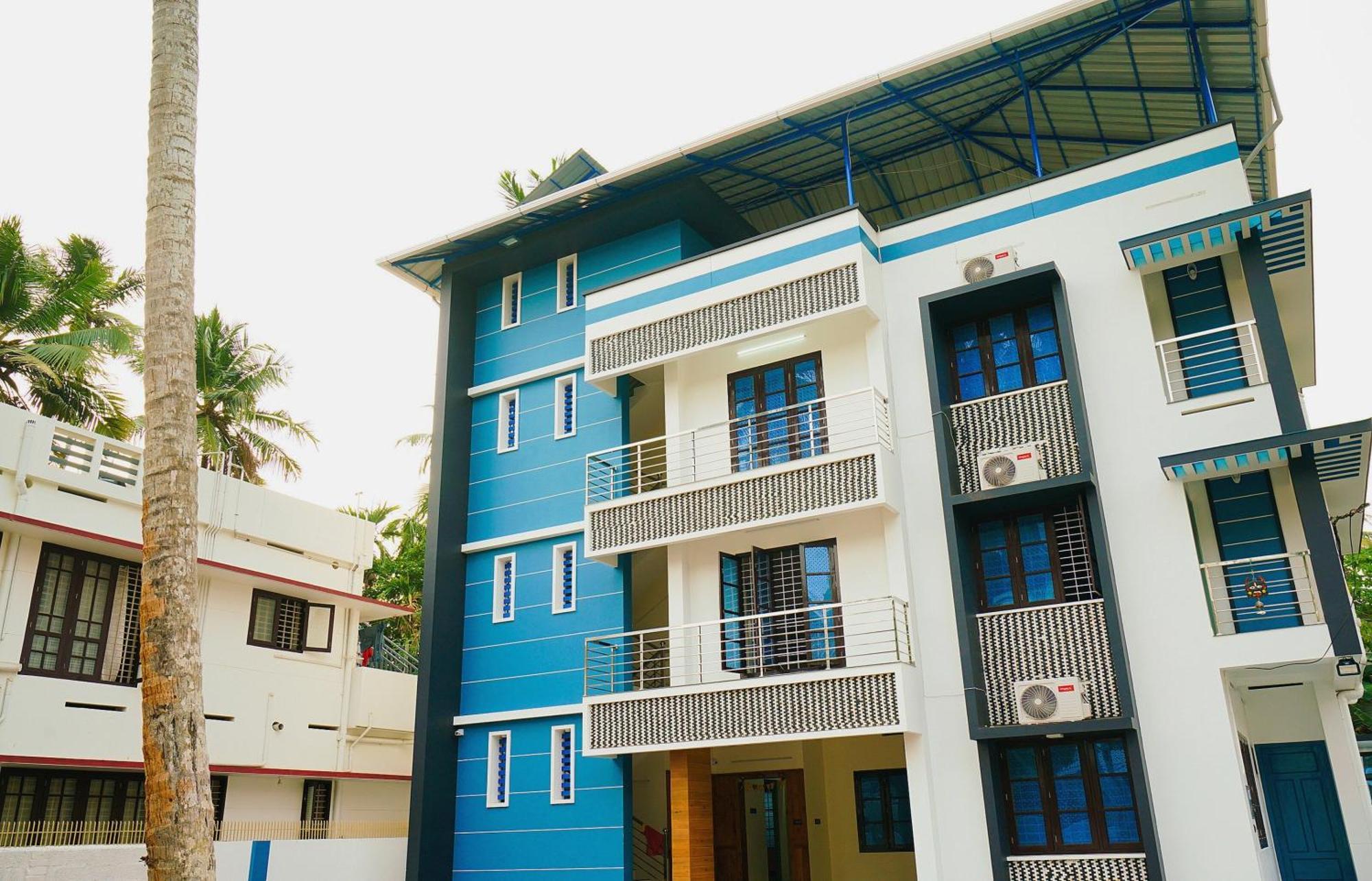 Hotel O Majestic Stays Kazhakuttam Exterior foto